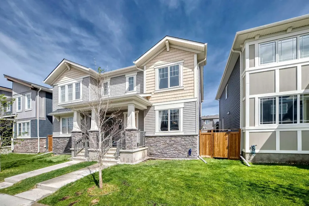 131 Carringham Road NW Calgary AB T3P 1V3