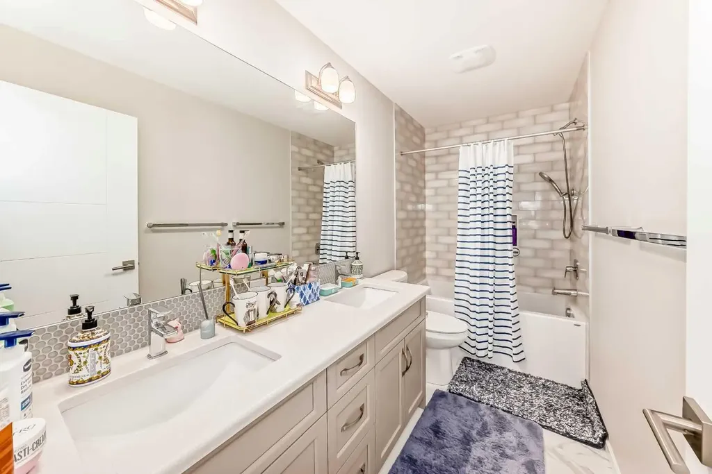 131 Carringham Road NW Calgary AB T3P 1V3
