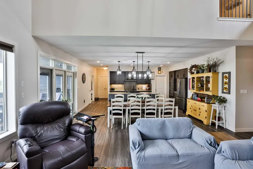 865 Atlantic Cove W Lethbridge AB T1J 5M4