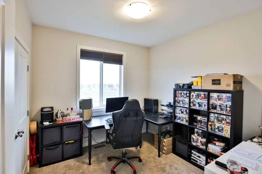 865 Atlantic Cove W Lethbridge AB T1J 5M4