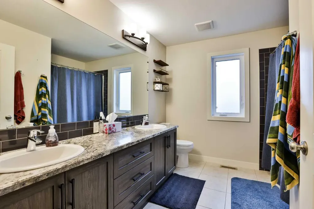 865 Atlantic Cove W Lethbridge AB T1J 5M4