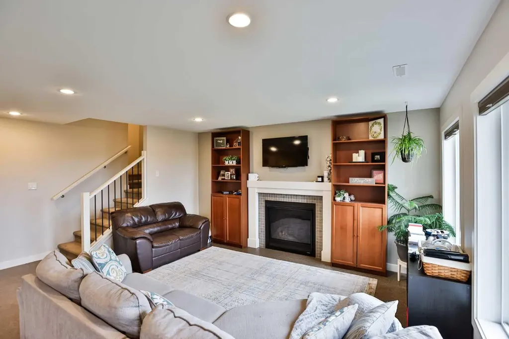 865 Atlantic Cove W Lethbridge AB T1J 5M4