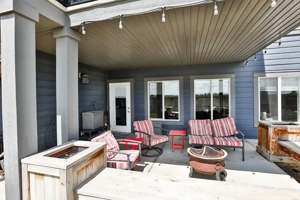 865 Atlantic Cove W Lethbridge AB T1J 5M4