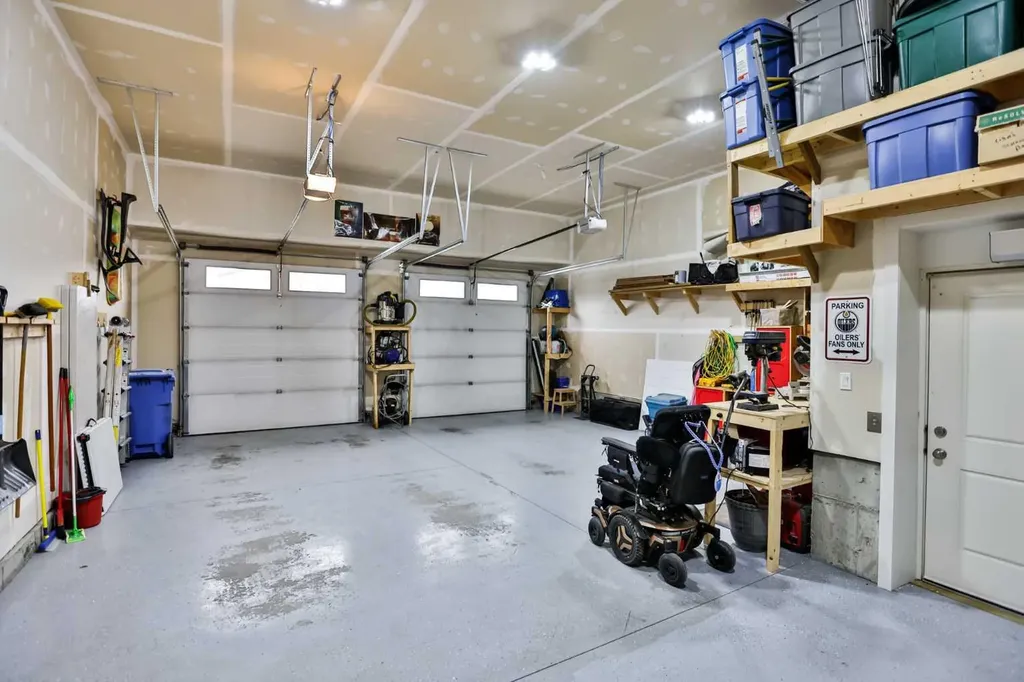 865 Atlantic Cove W Lethbridge AB T1J 5M4