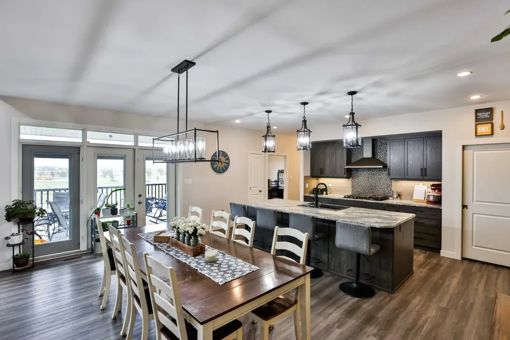 865 Atlantic Cove W Lethbridge AB T1J 5M4