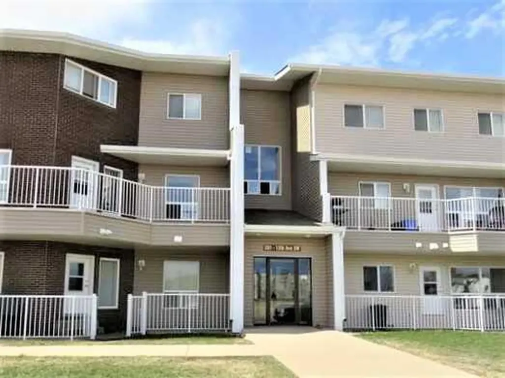 201 12 Avenue SW Slave Lake AB T0G 2A4
