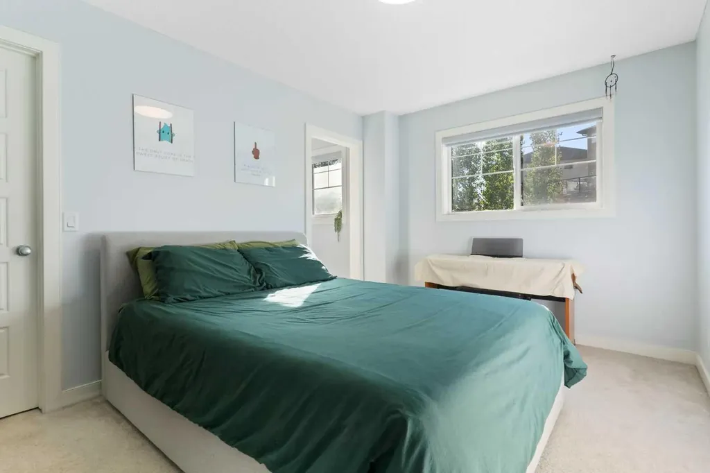 90 Pantego Lane NW Calgary AB T3K 0T1