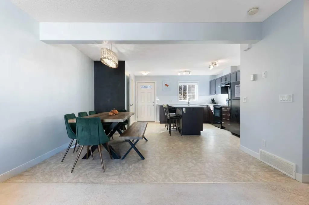 90 Pantego Lane NW Calgary AB T3K 0T1