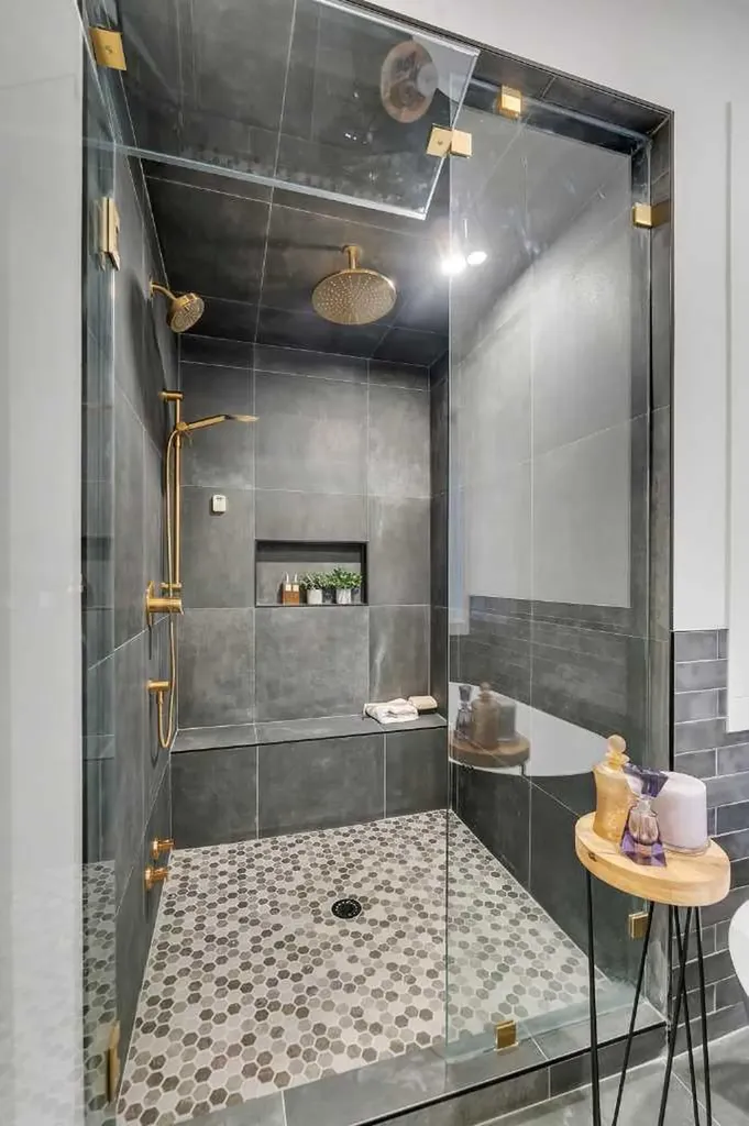 1727 19 Avenue NW Calgary AB T2N 0S5