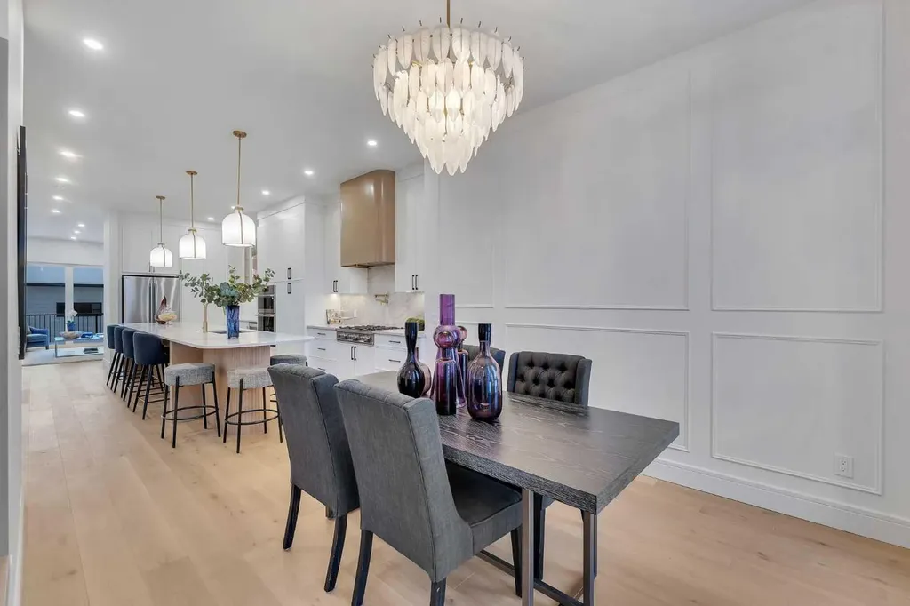 1727 19 Avenue NW Calgary AB T2N 0S5