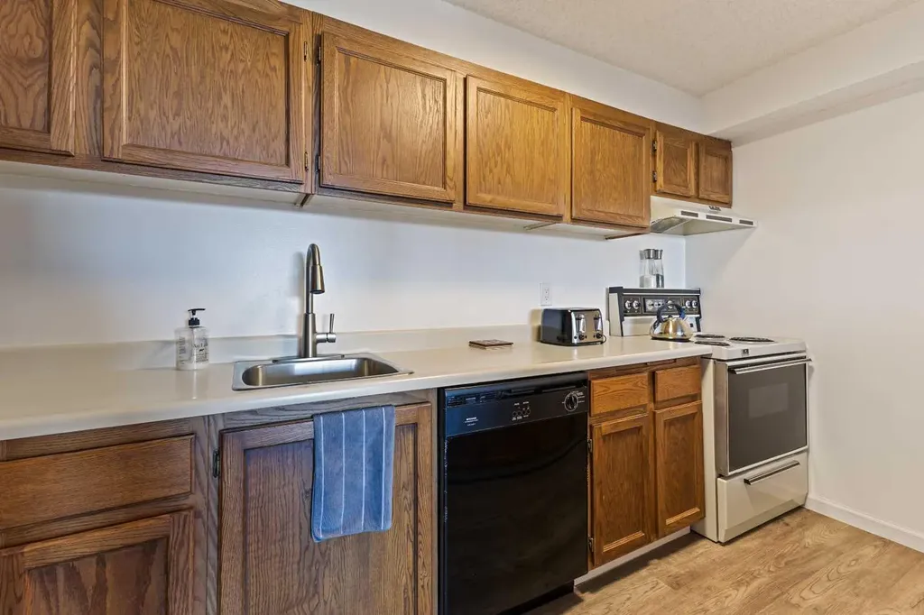 9800 Horton Road SW Calgary AB T2V 5B5