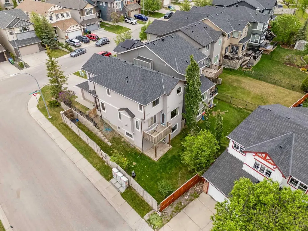 282 Pantego Terrace NW Calgary AB T3K 0K3