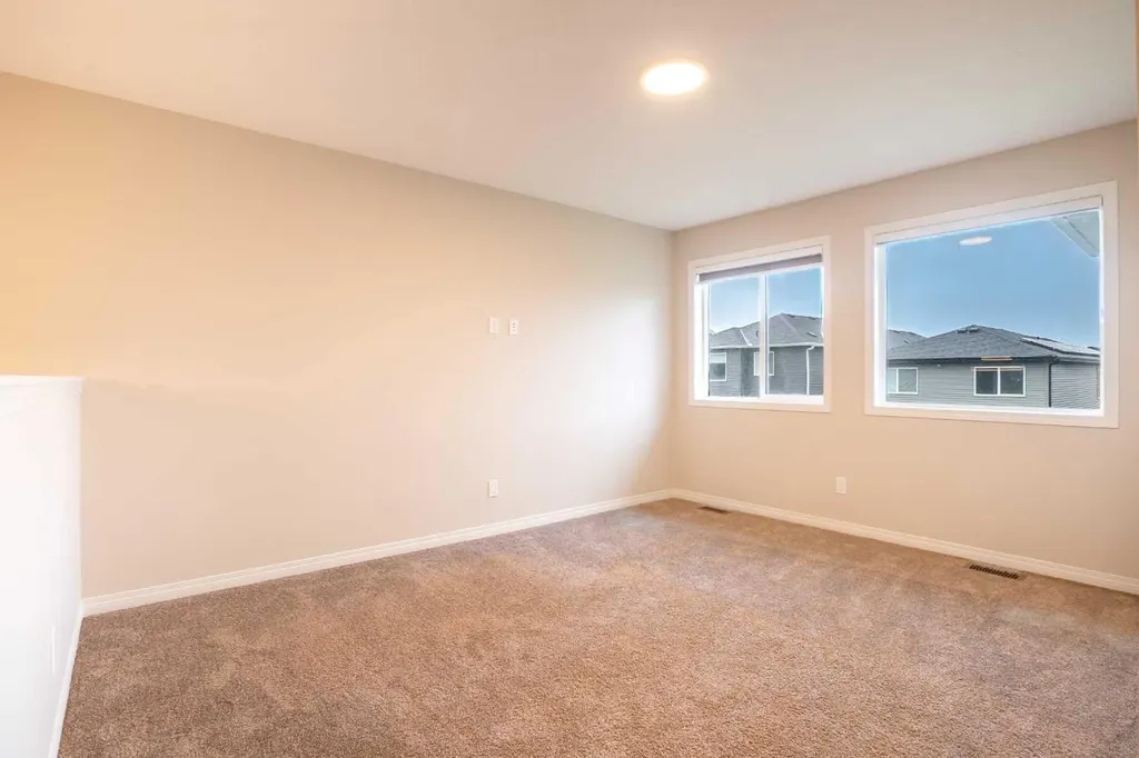 56 Corner Glen Green NE Calgary AB T3N2P5