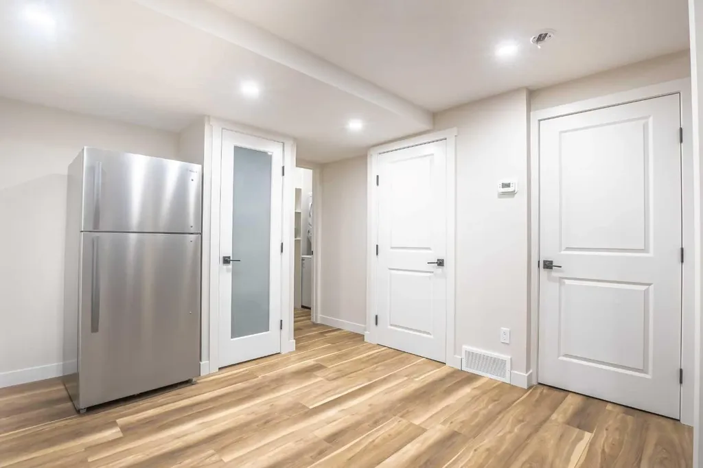56 Corner Glen Green NE Calgary AB T3N2P5