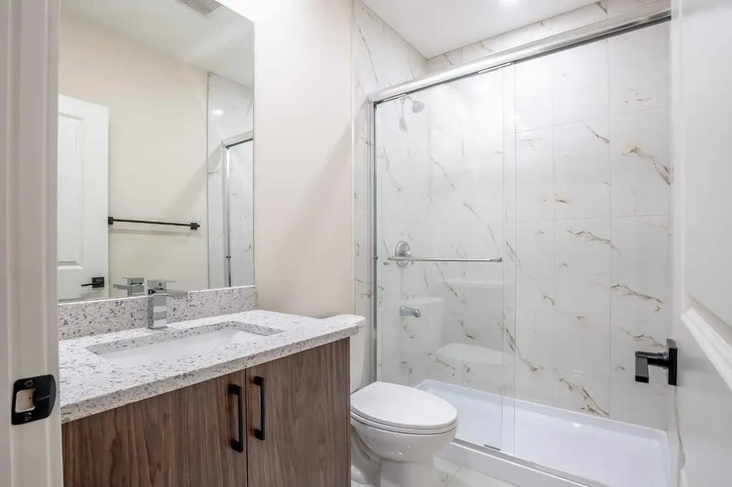 56 Corner Glen Green NE Calgary AB T3N2P5