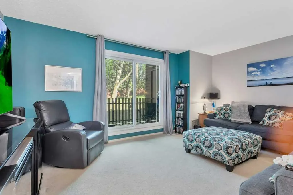 80 Piper Drive Red Deer AB T4P 1H8