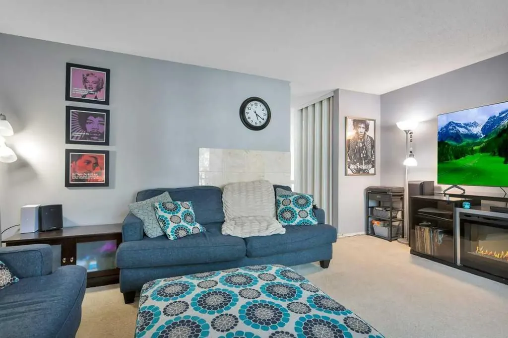 80 Piper Drive Red Deer AB T4P 1H8