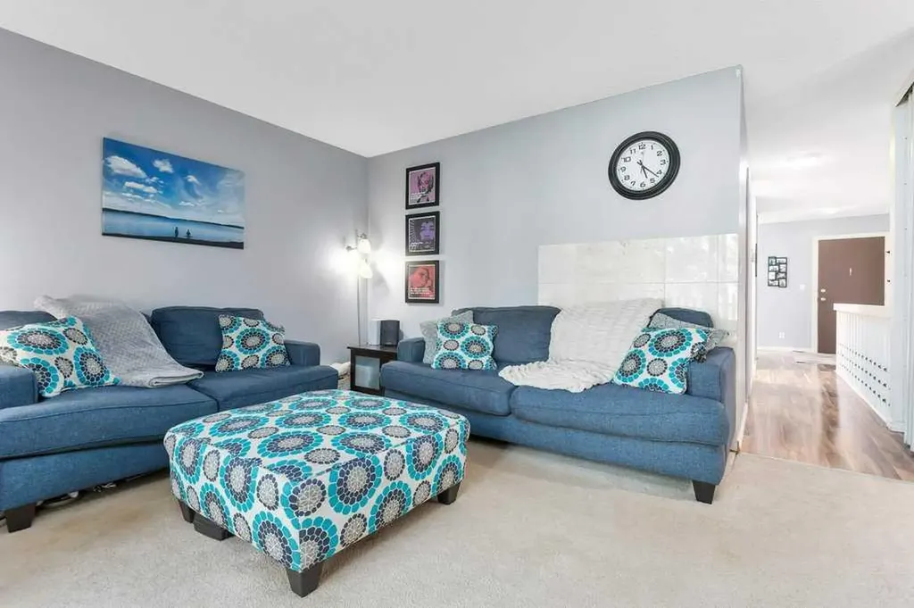 80 Piper Drive Red Deer AB T4P 1H8