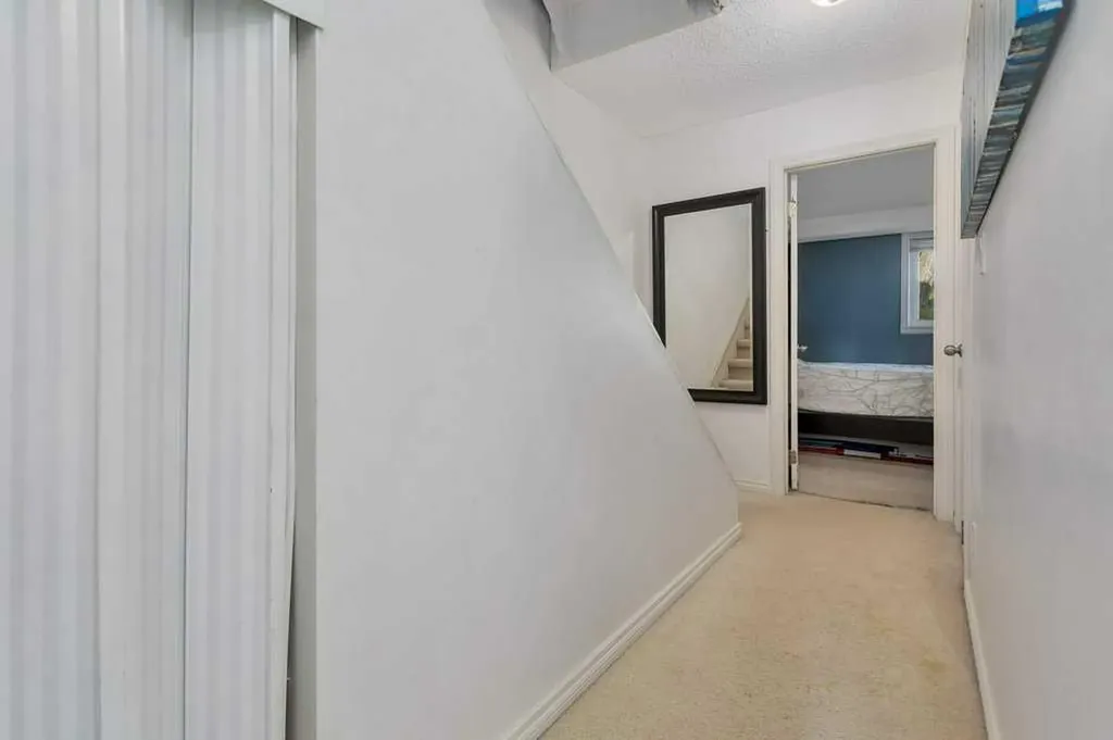 80 Piper Drive Red Deer AB T4P 1H8