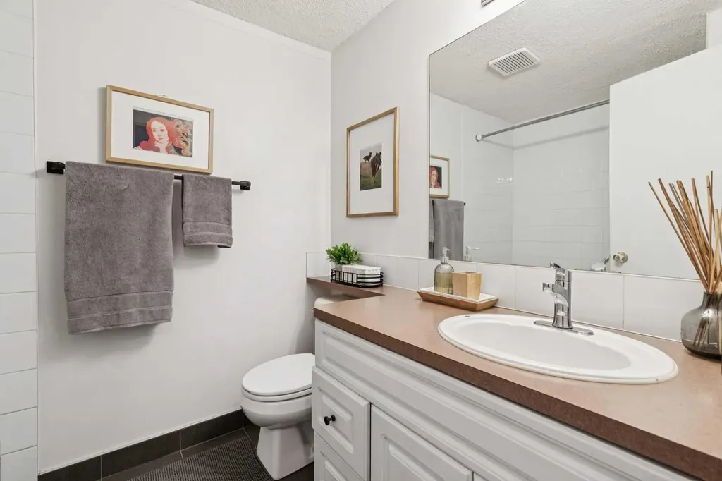 835 19 Avenue SW Calgary AB T2T 0H6