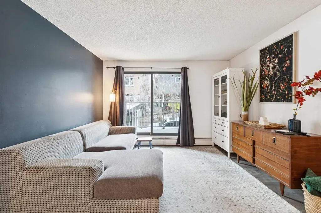 835 19 Avenue SW Calgary AB T2T 0H6