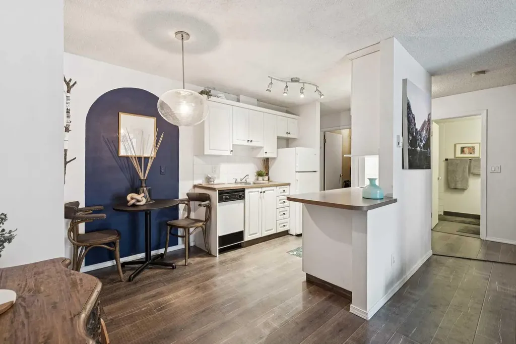 835 19 Avenue SW Calgary AB T2T 0H6