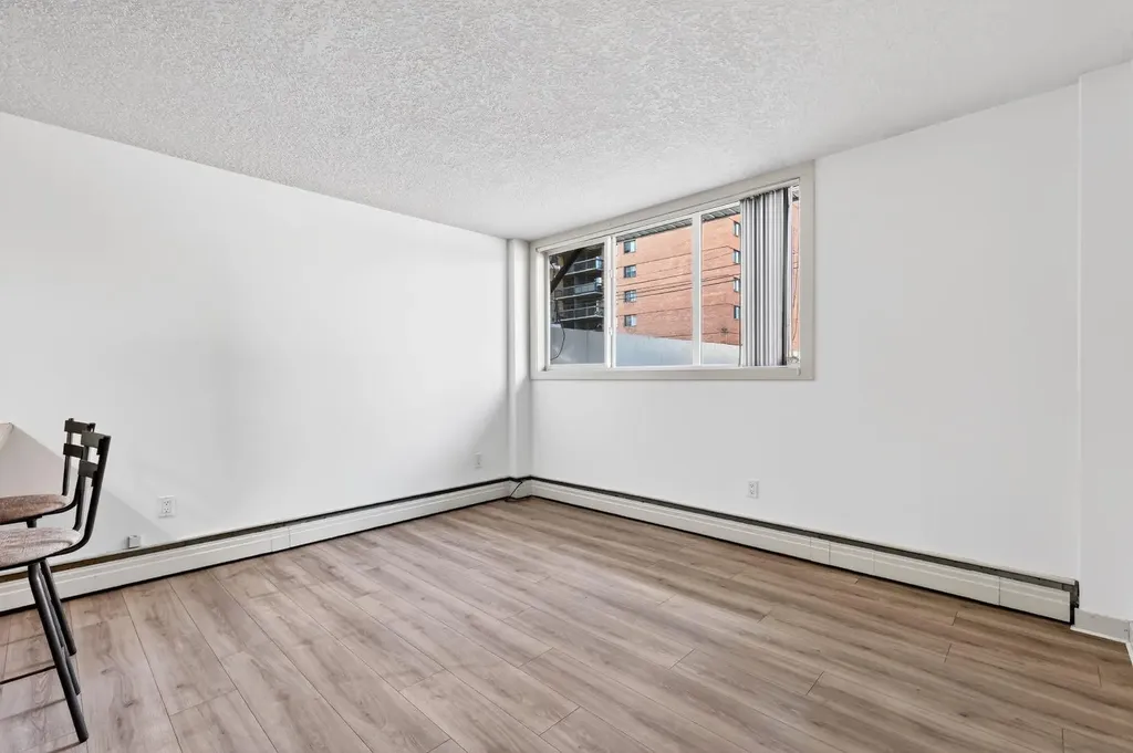 1333 13 Avenue SW Calgary AB T3C 0T4