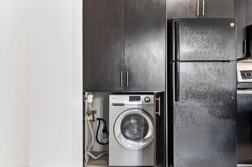 1333 13 Avenue SW Calgary AB T3C 0T4