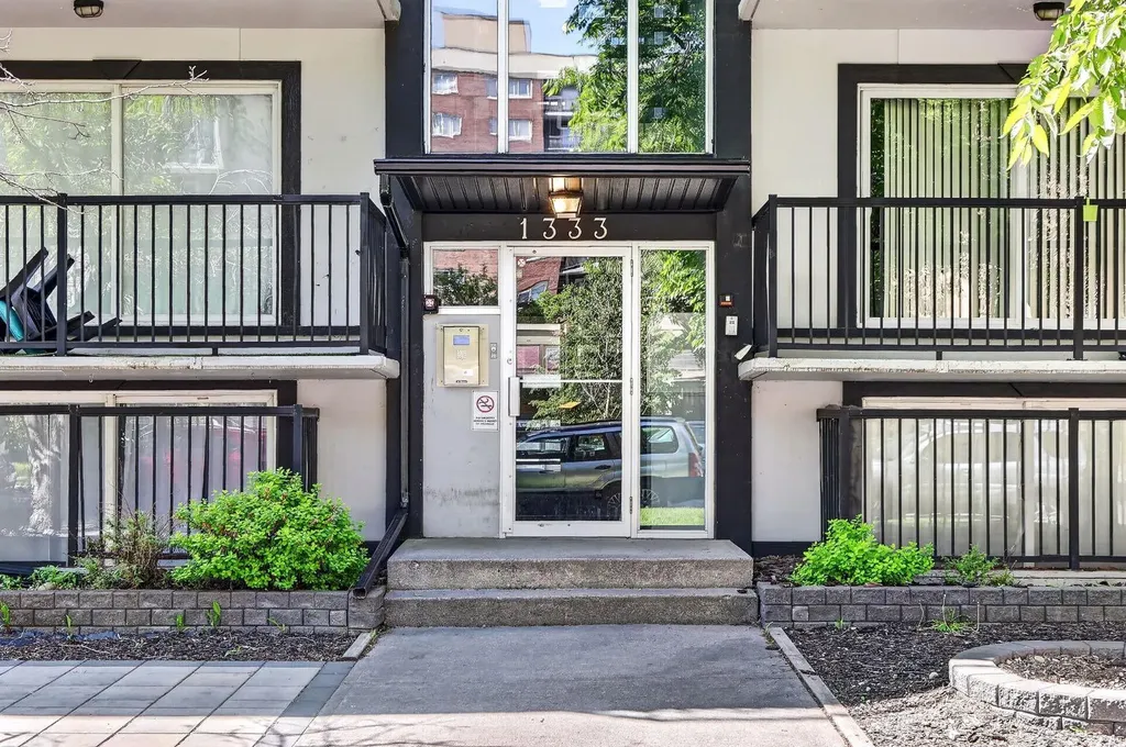 1333 13 Avenue SW Calgary AB T3C 0T4