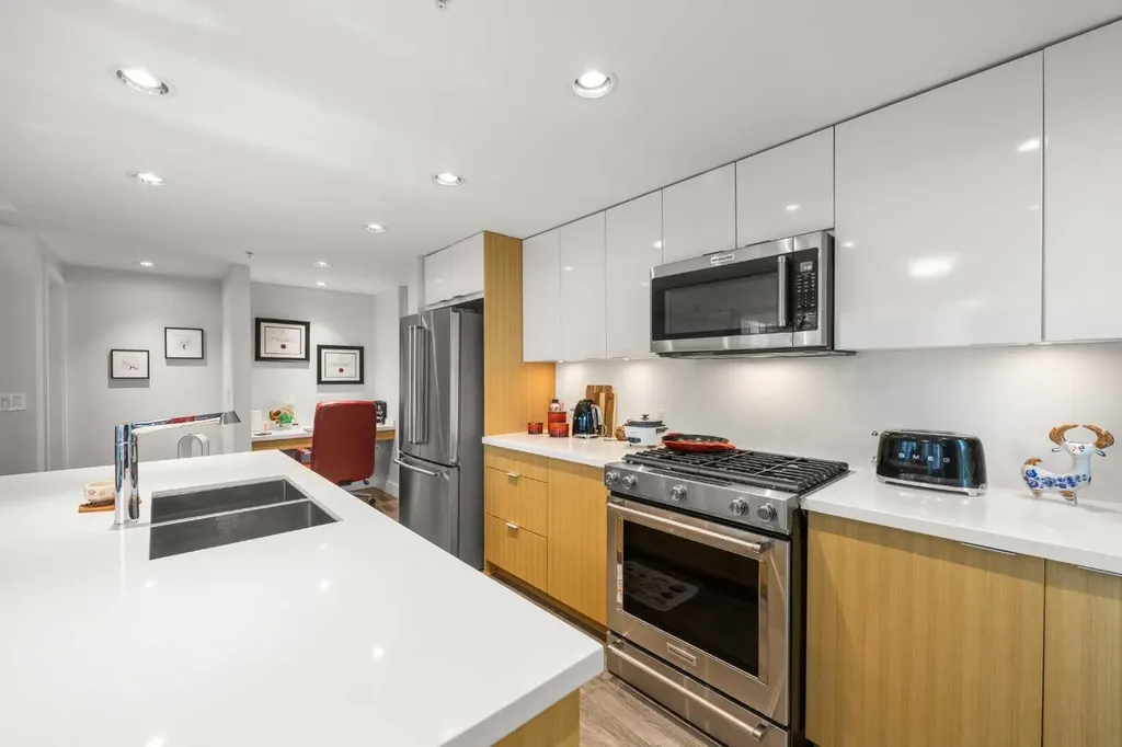 560 6 Avenue SE Calgary AB T2G 1K7
