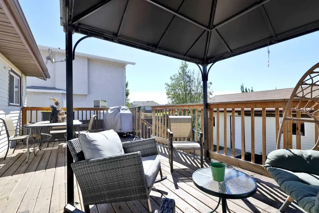 229 Parkview Drive Wetaskiwin AB T9A3J9