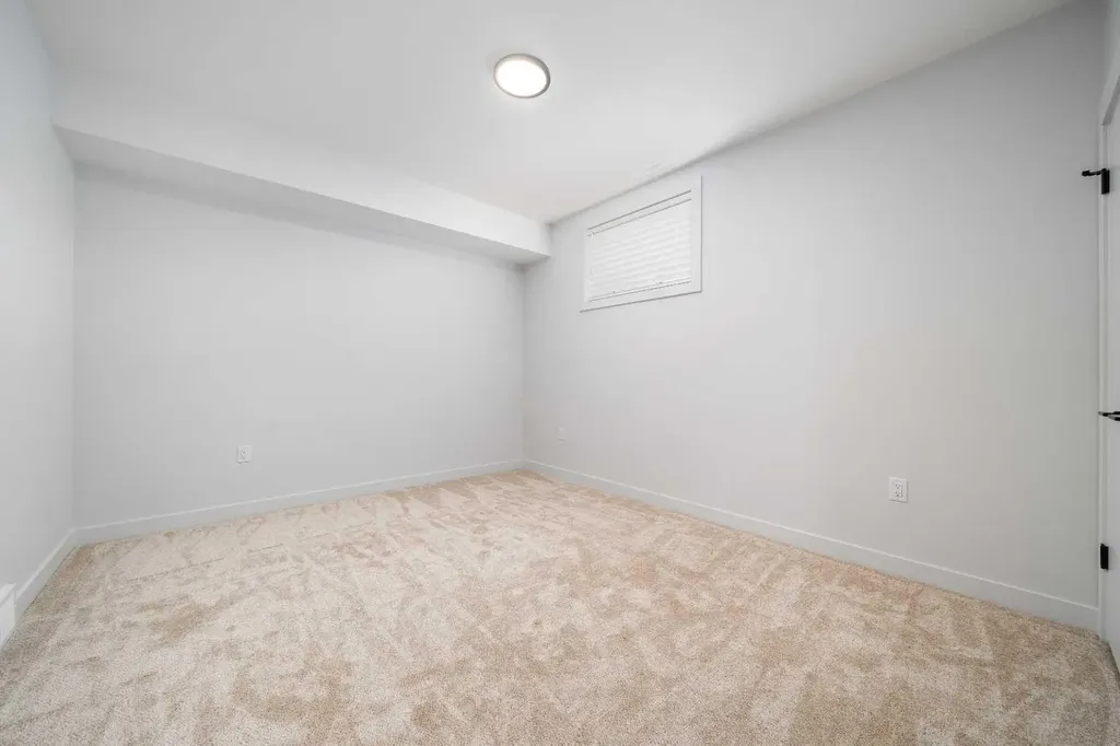 367 Sterling Crescent SE Medicine Hat AB T1B0P6