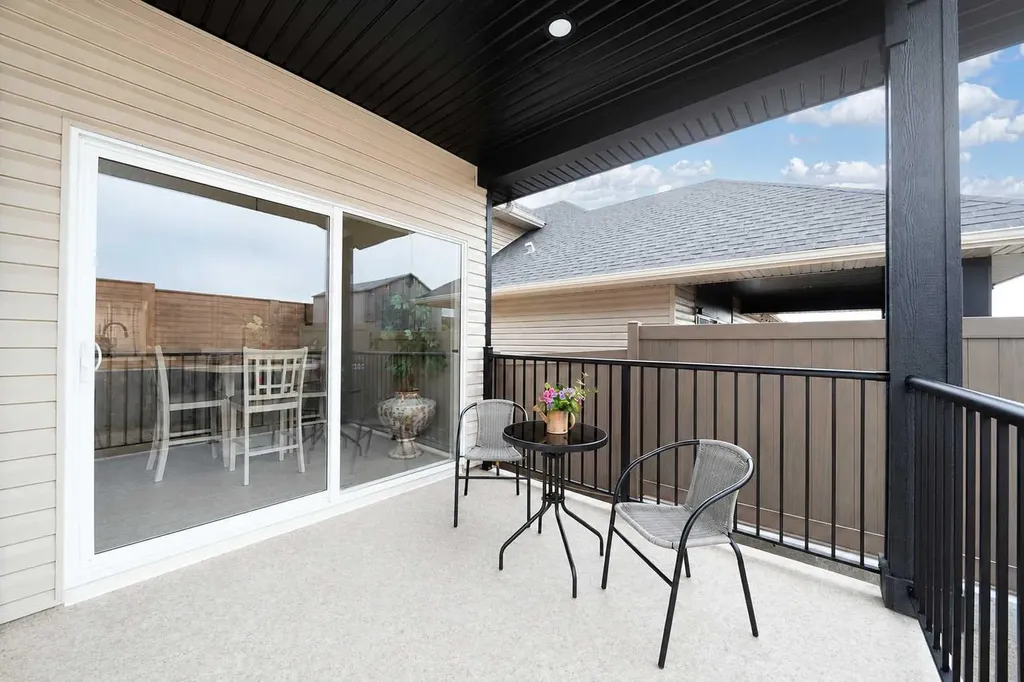 367 Sterling Crescent SE Medicine Hat AB T1B0P6