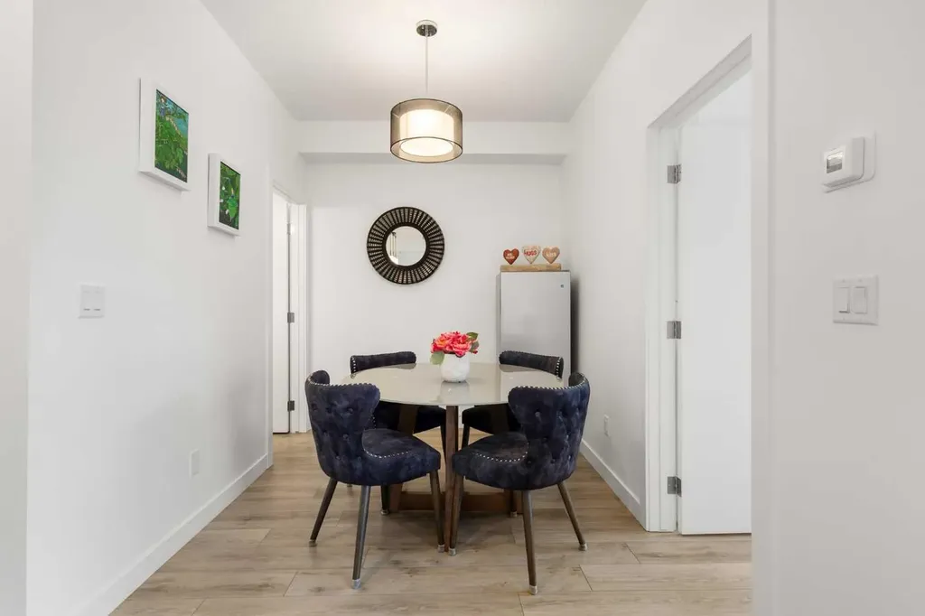 205 Spring Creek Common SW Calgary AB T3H 6H4