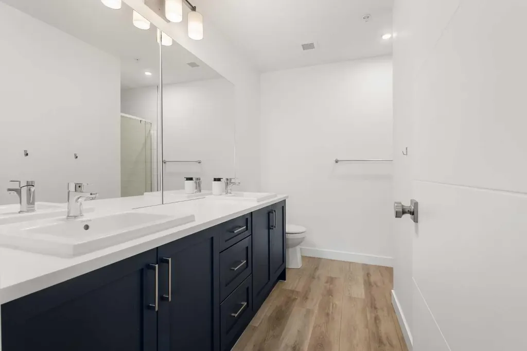 205 Spring Creek Common SW Calgary AB T3H 6H4