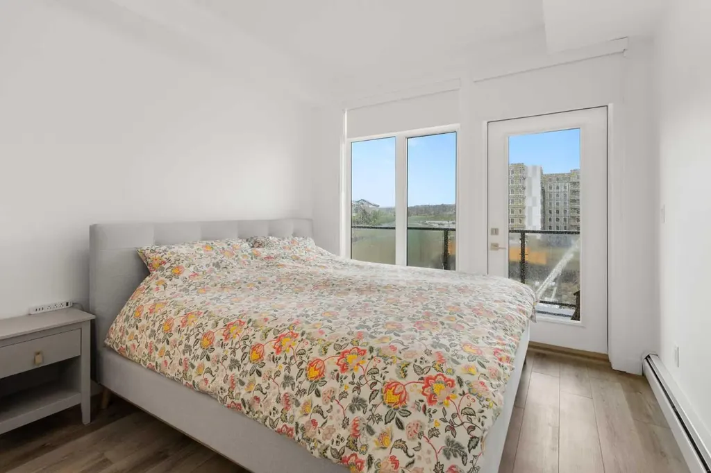 205 Spring Creek Common SW Calgary AB T3H 6H4