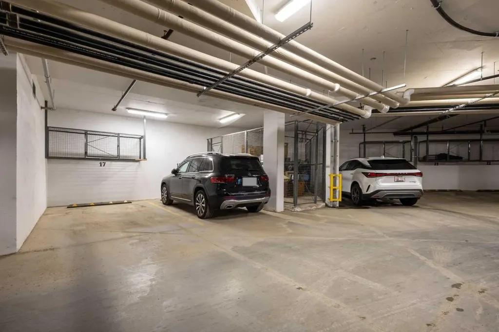 205 Spring Creek Common SW Calgary AB T3H 6H4