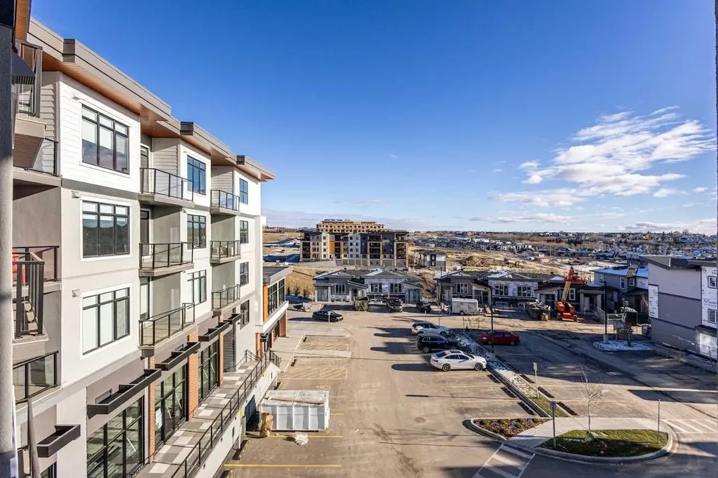 205 Spring Creek Common SW Calgary AB T3H 6H4