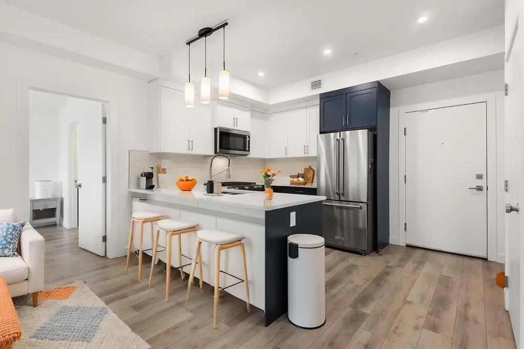 205 Spring Creek Common SW Calgary AB T3H 6H4