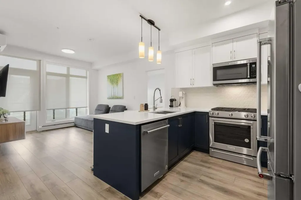 205 Spring Creek Common SW Calgary AB T3H 6H4