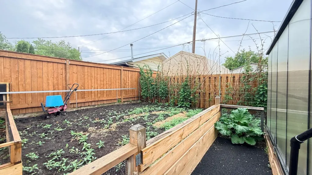 106 1 Street W Lashburn SK S0M 1H0