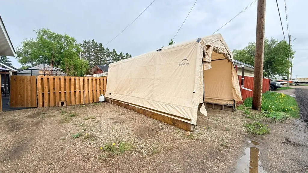 106 1 Street W Lashburn SK S0M 1H0