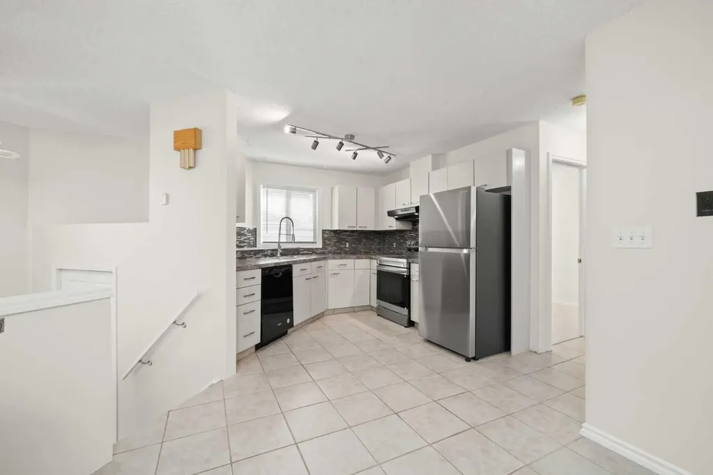 107 Tararidge Close NE Calgary AB T3J 2P1