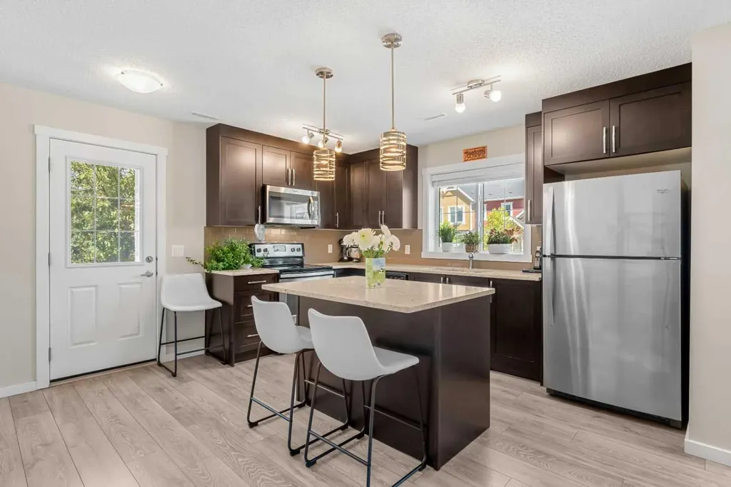 2400 Ravenswood View SE Airdrie AB T4A0V7