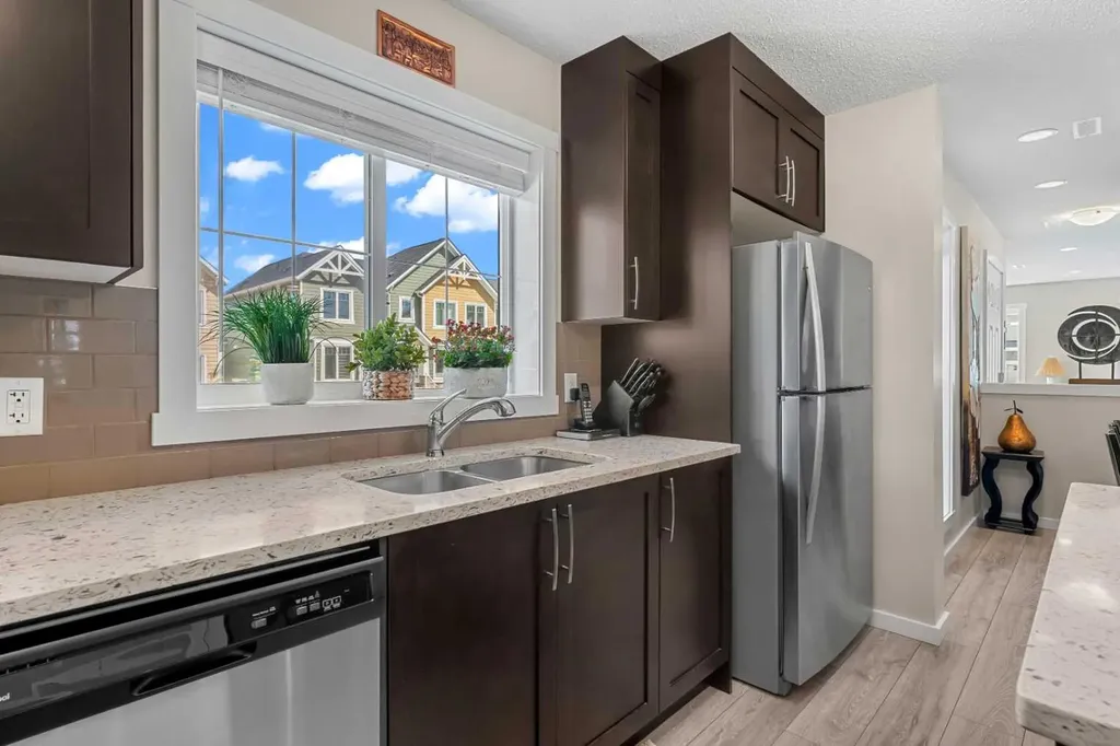 2400 Ravenswood View SE Airdrie AB T4A0V7