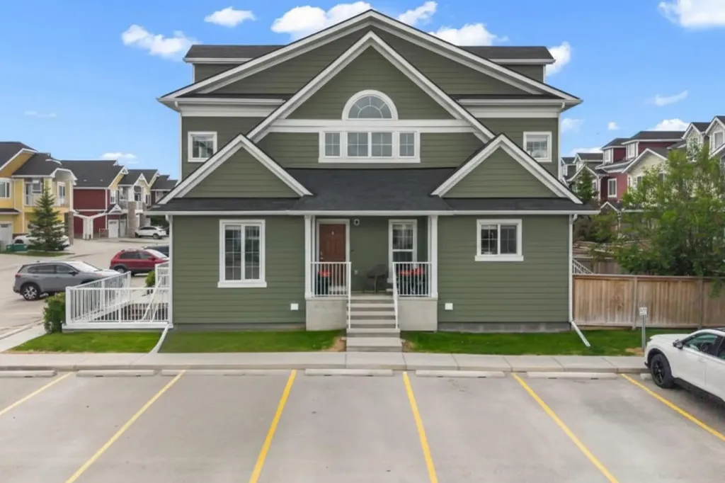2400 Ravenswood View SE Airdrie AB T4A0V7