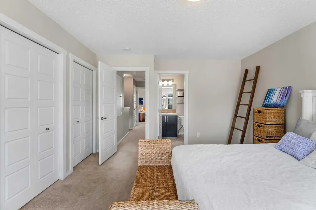 2400 Ravenswood View SE Airdrie AB T4A0V7