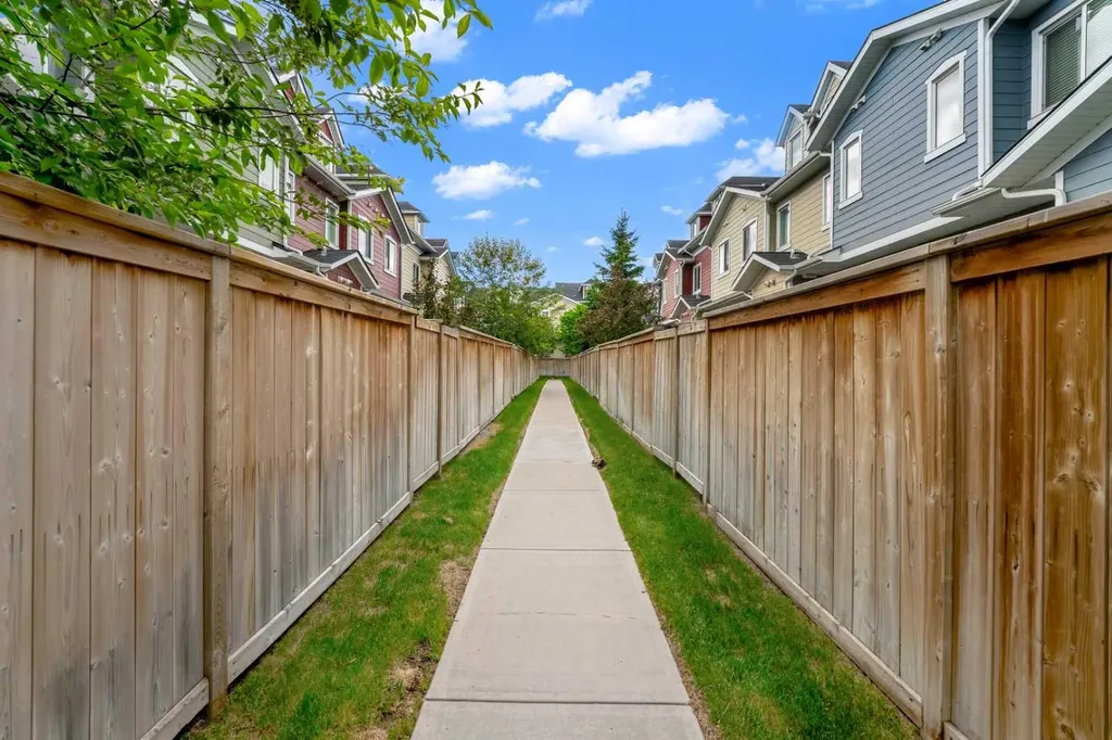 2400 Ravenswood View SE Airdrie AB T4A0V7