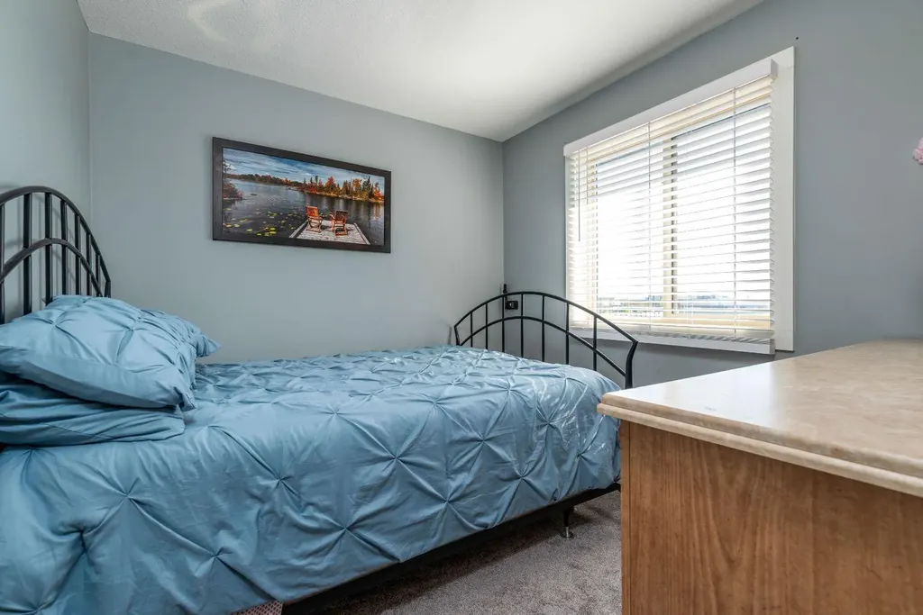 3390 72 Avenue Lloydminster AB T9V 3S4