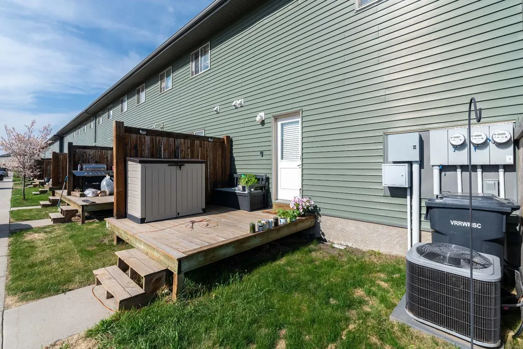3390 72 Avenue Lloydminster AB T9V 3S4